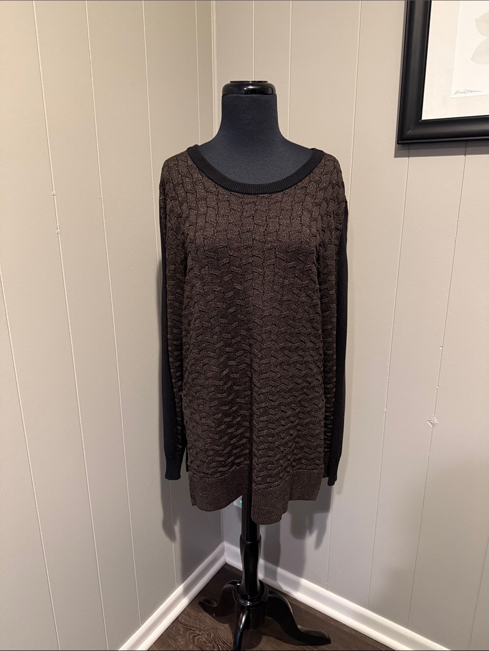 Mel & Lisa Women's Large Scoop Neck Cable Knit Sweater